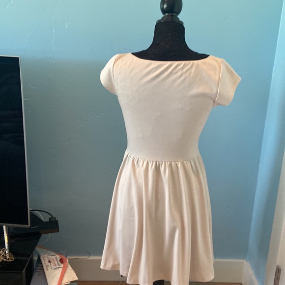 Lauren Conrad cream with black lace collar size 10- like new - Picture 3 of 7